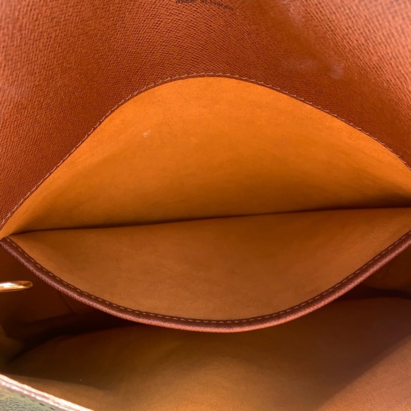 LOUIS VUITTON Monogram Musette Crossboy Bag - Picture 9 of 12